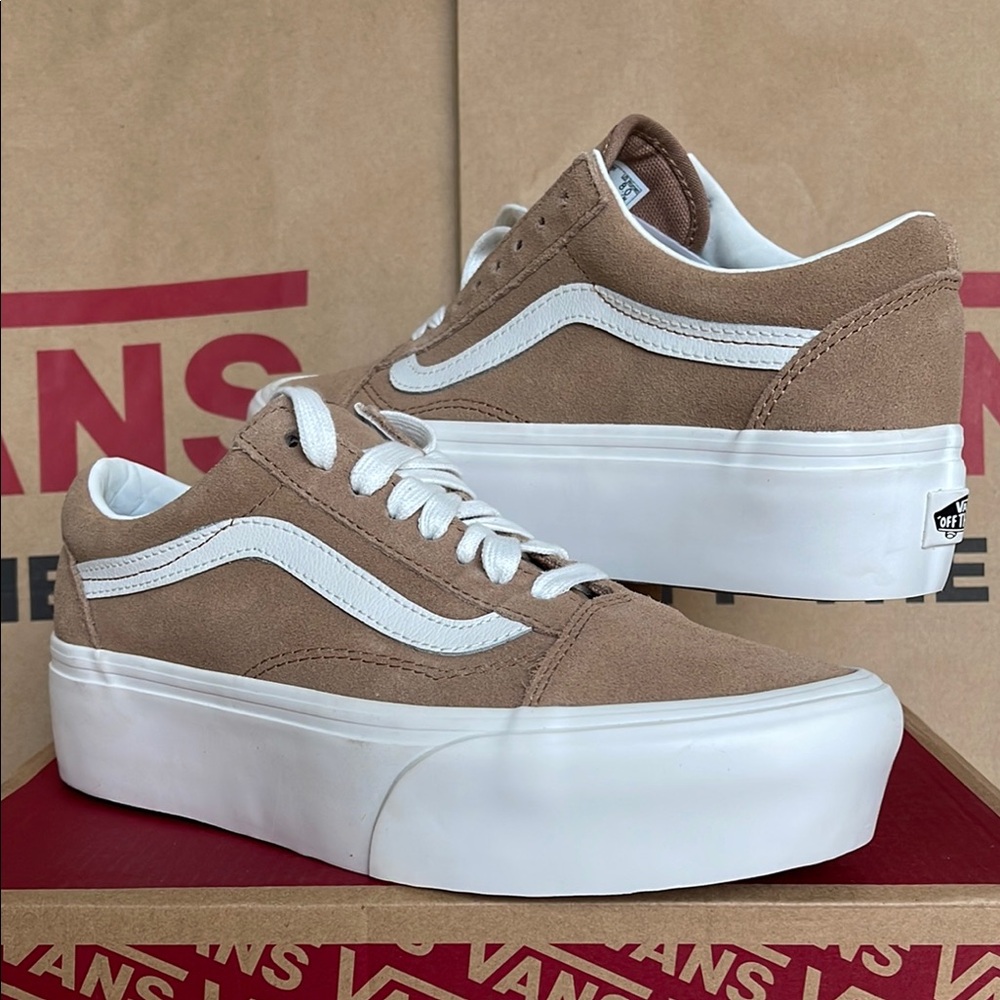 Vans Platform Old Skool Sneakers Tan and White - Picture 8 of 16